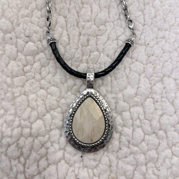 Premier Designs Retired Reversible Necklace Lobster Clasp Closure - Picture 5 of 7